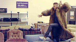 macklemore-thrift-shop-still_wide